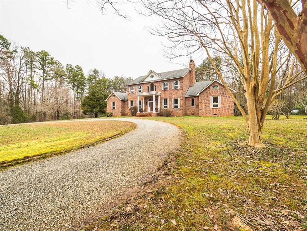 Property for sale at 9610 Lake Rd