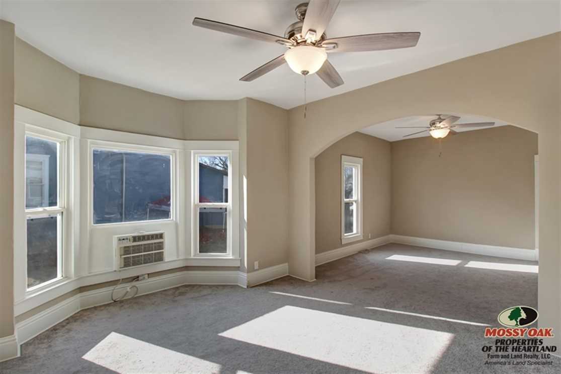 Property for sale at 411 State St.