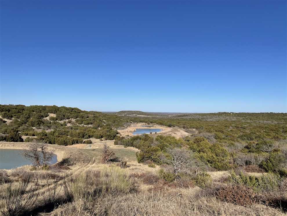 Houses and land for sale in Texas