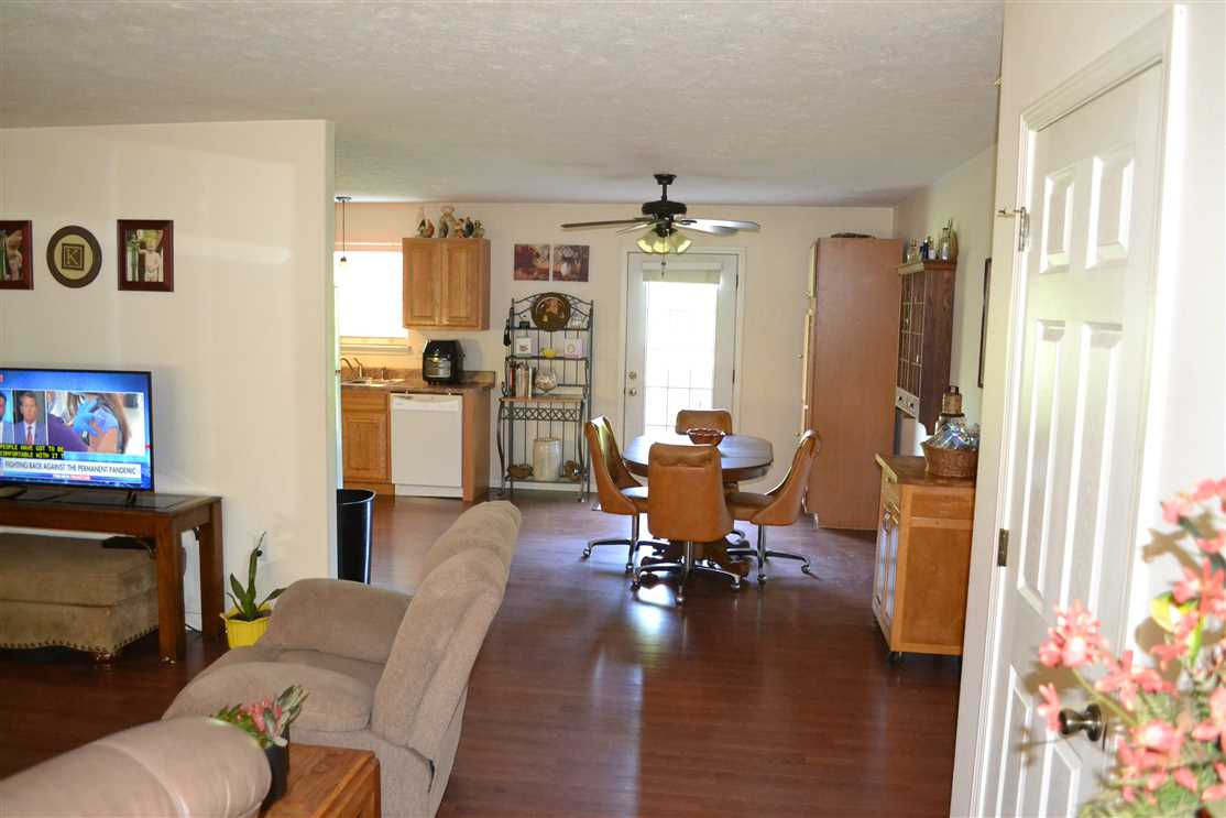 Residential and   property for sale on The Land Market