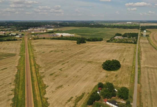 92 Acres of Land for Sale in coahoma County Mississippi