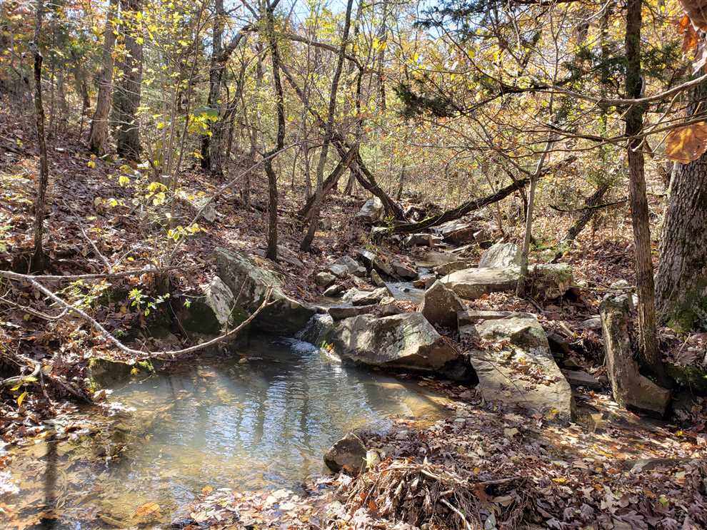 Houses and land for sale in Arkansas