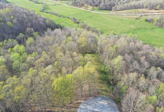 4.97 Acres of Land for Sale in humphreys County Tennessee