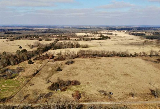 10 Acres of Land for Sale in lamar County Texas