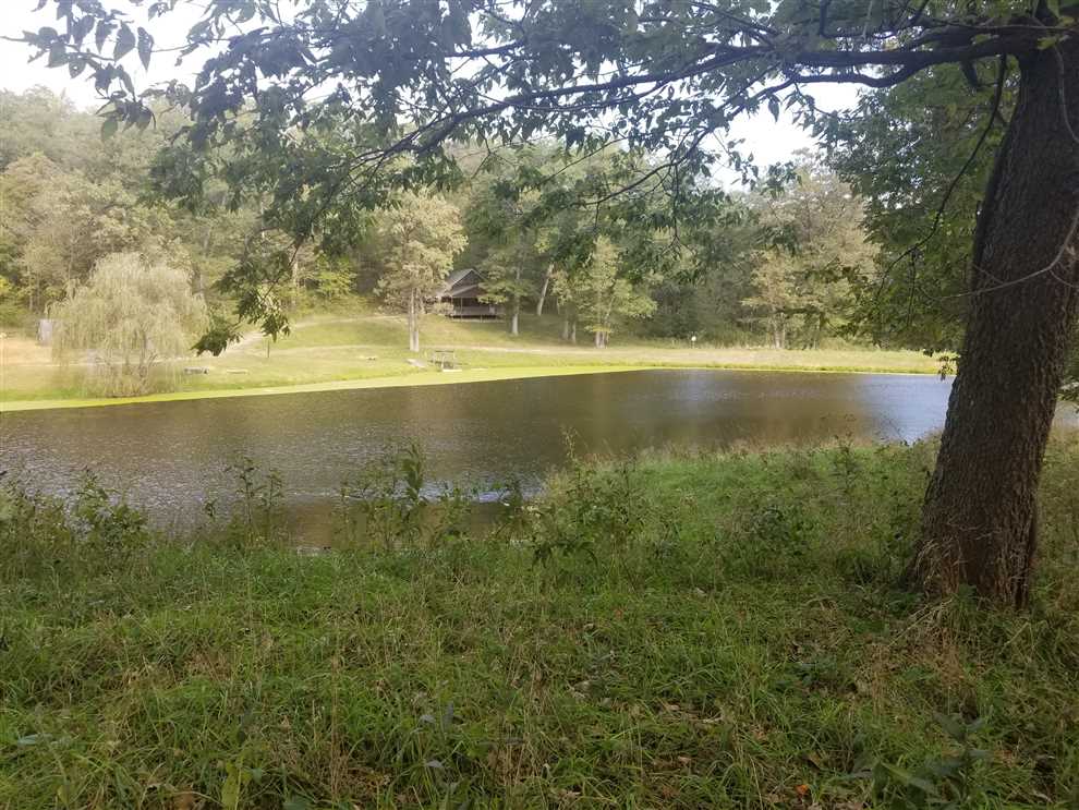Houses and land for sale in Kansas