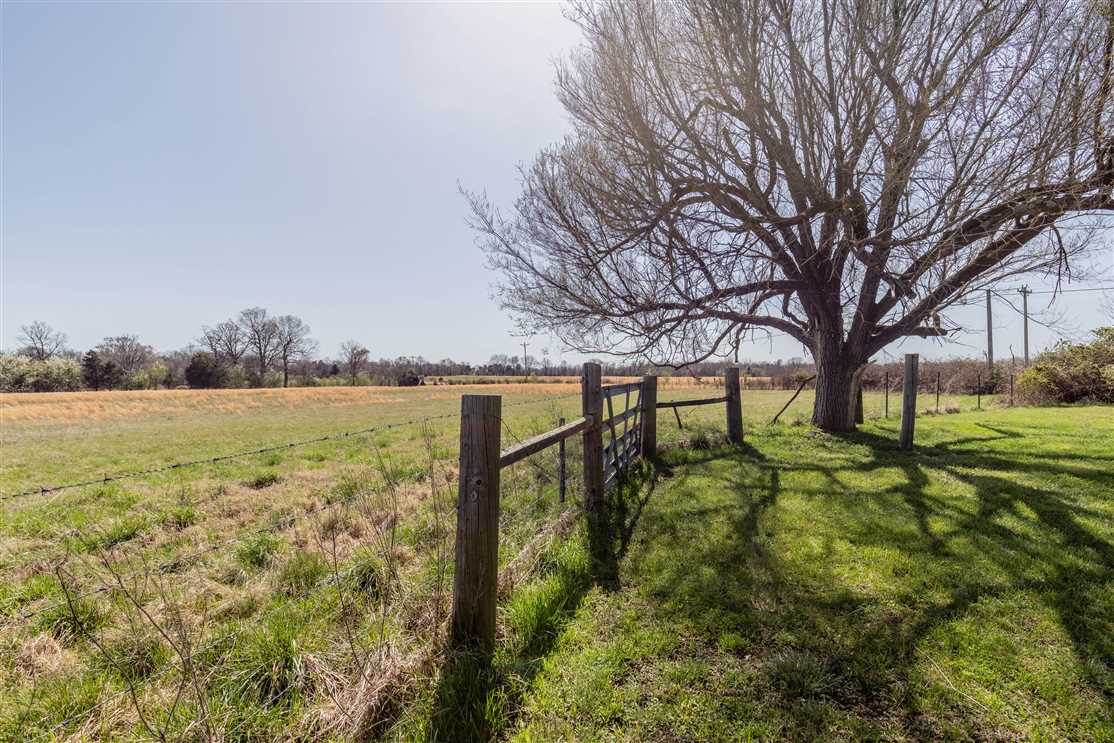 Farmland and   property for sale on The Land Market