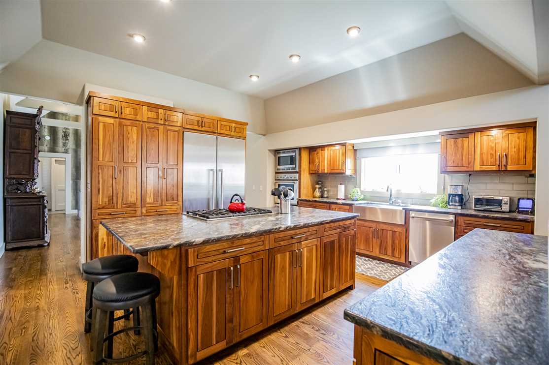 Residential and   property for sale on The Land Market