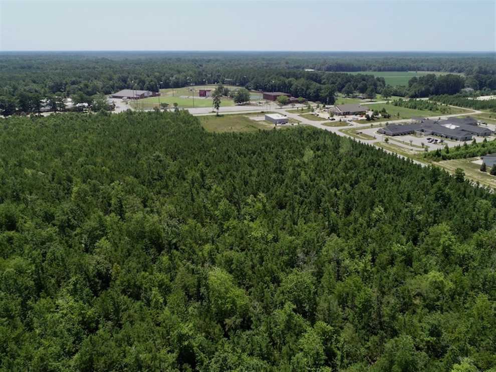 Houses and land for sale in North Carolina