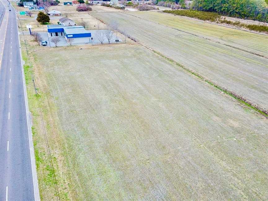 Houses and land for sale in North Carolina