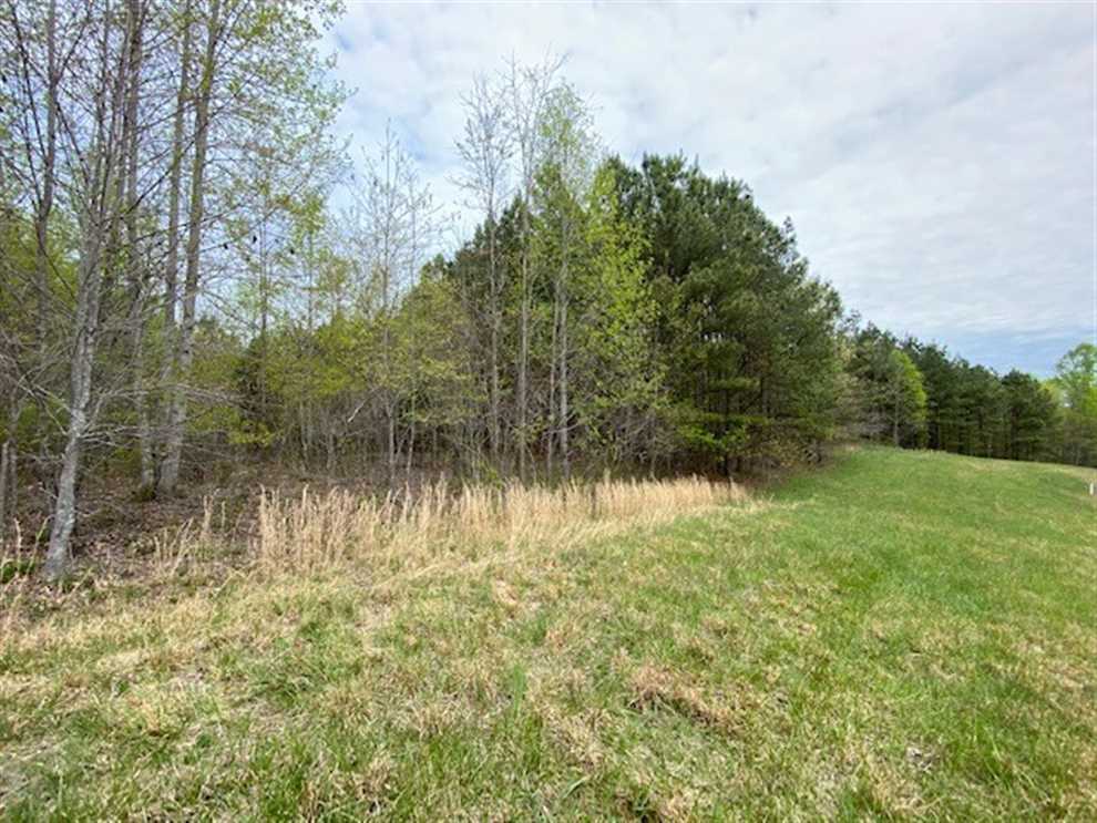 5.6 Acres of Residential land for sale in South Pittsburg, marion County, Tennessee