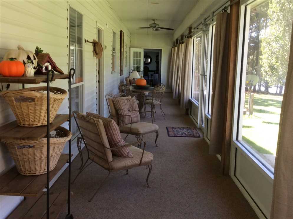 Houses and land for sale in Mississippi