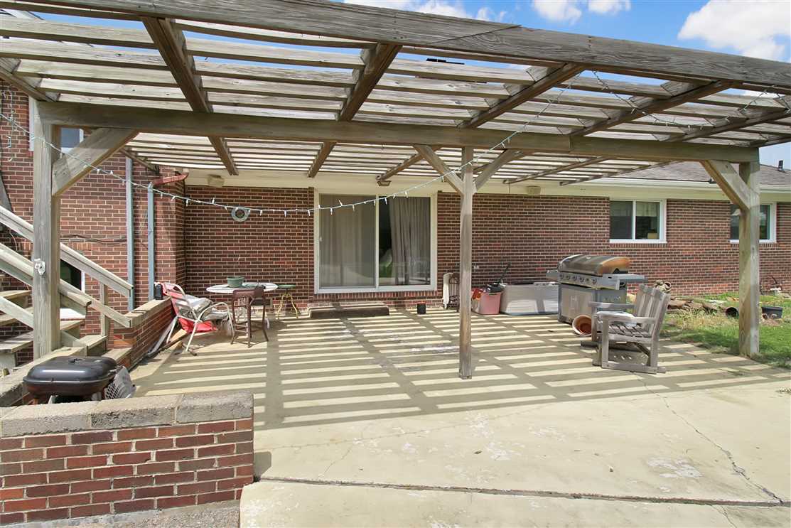 Property for sale at 3885 CR 5550