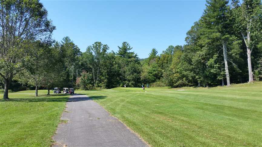 6.2 acres on Grassy Creek golf course, Spruce Pine Real estate listing