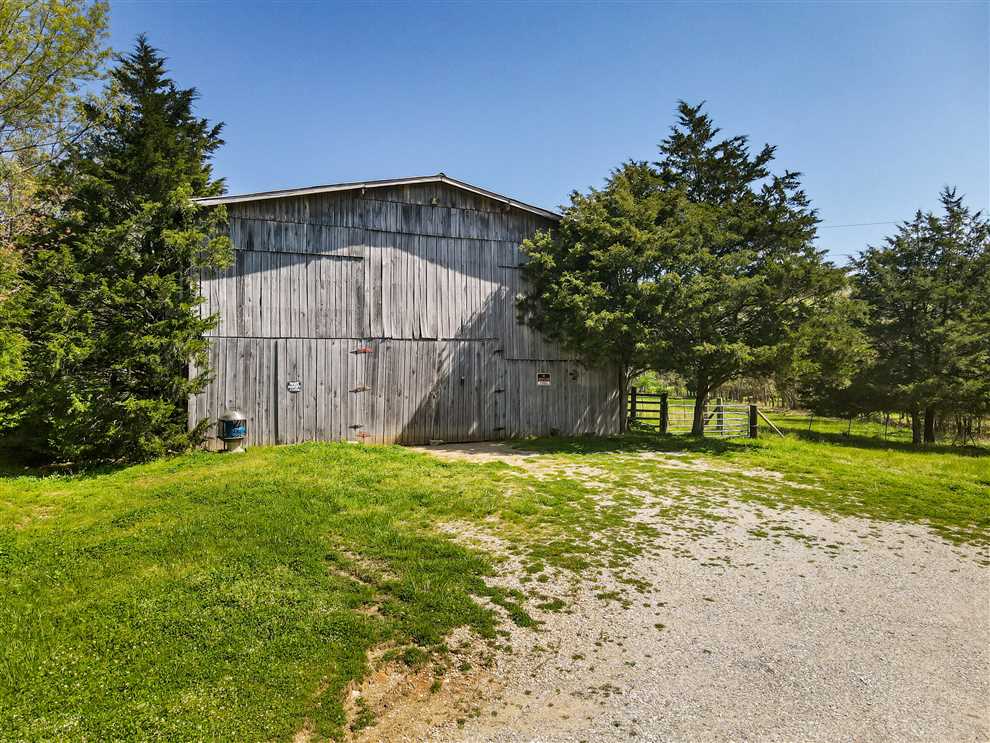 Farmland real estate available to buy