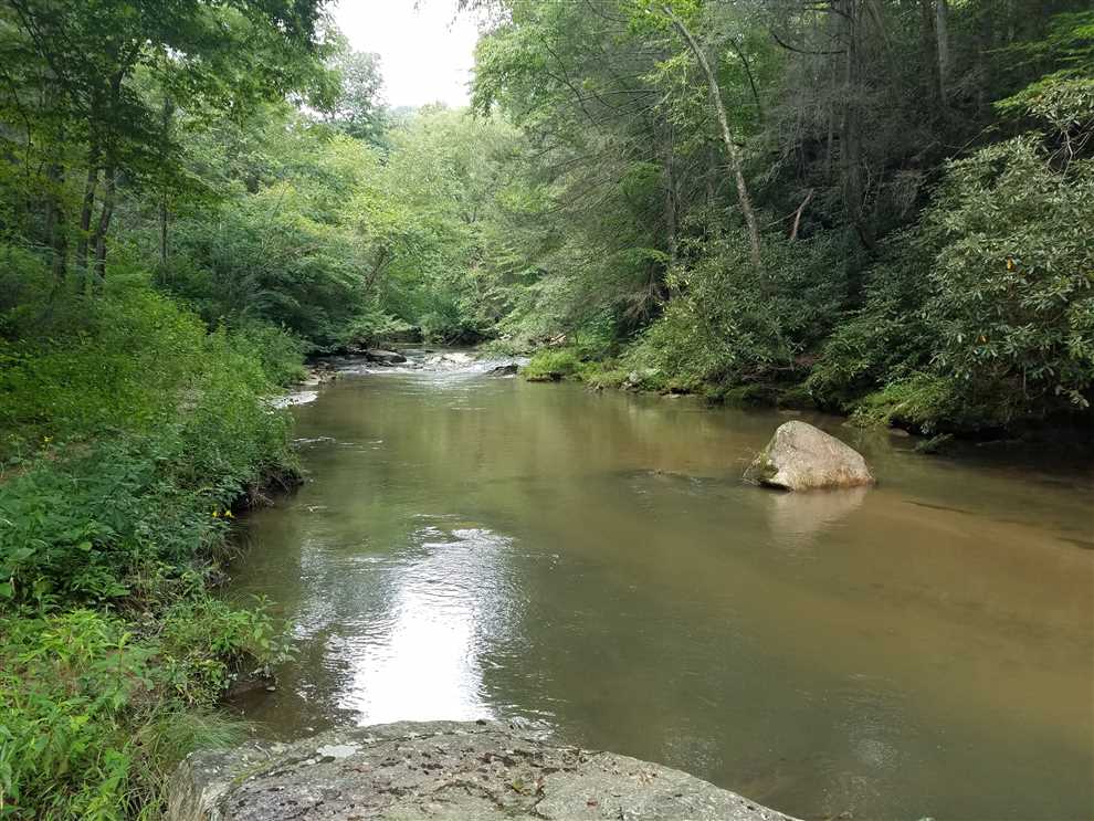 Land for sale to buy in 28645 zip code