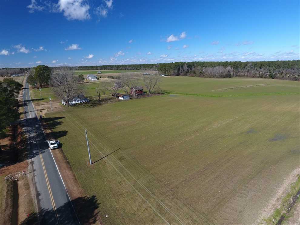 Houses and land for sale in North Carolina