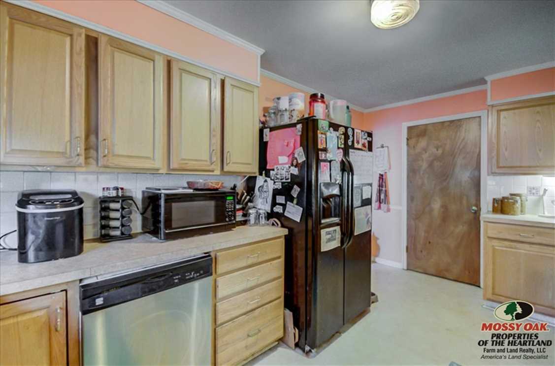 Residential and   property for sale on The Land Market