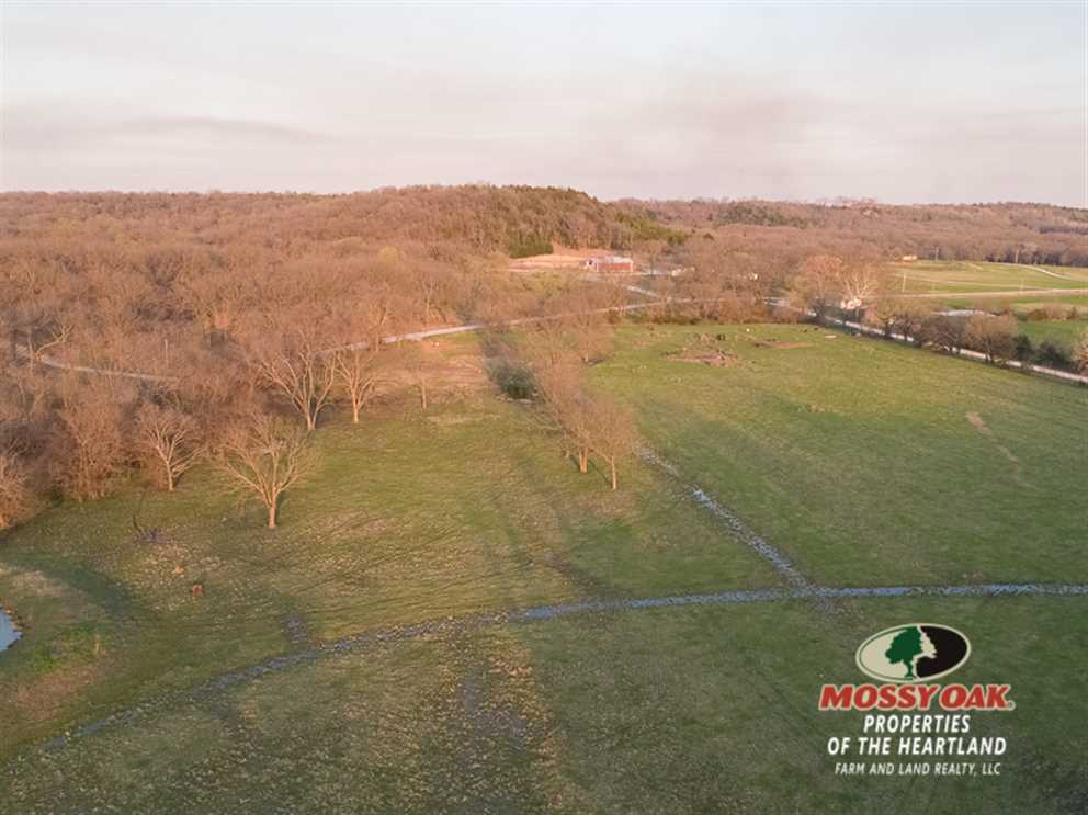 Land for sale at 00000 Newton