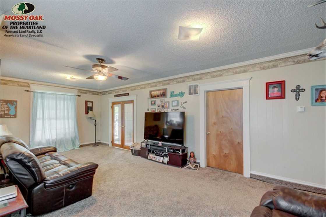 Spacious Caney Charmer Real estate listing