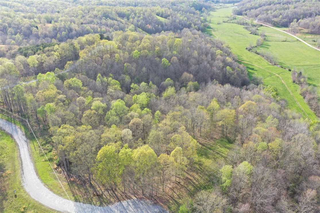Houses and land for sale in Tennessee