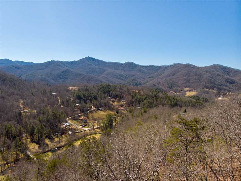 28+/- Acres In Cullowhee at 3000ft! Real estate listing