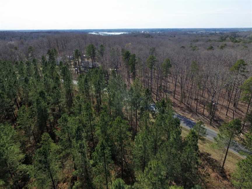 Recreational land real estate to buy in mecklenburg County VA
