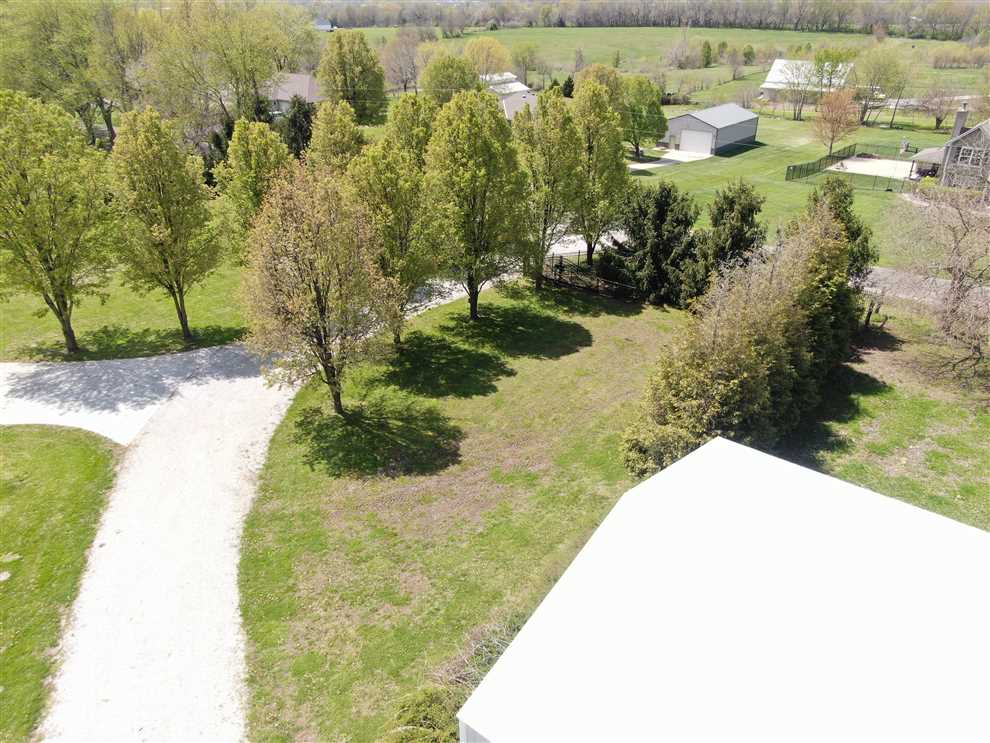 Houses and land for sale in Missouri