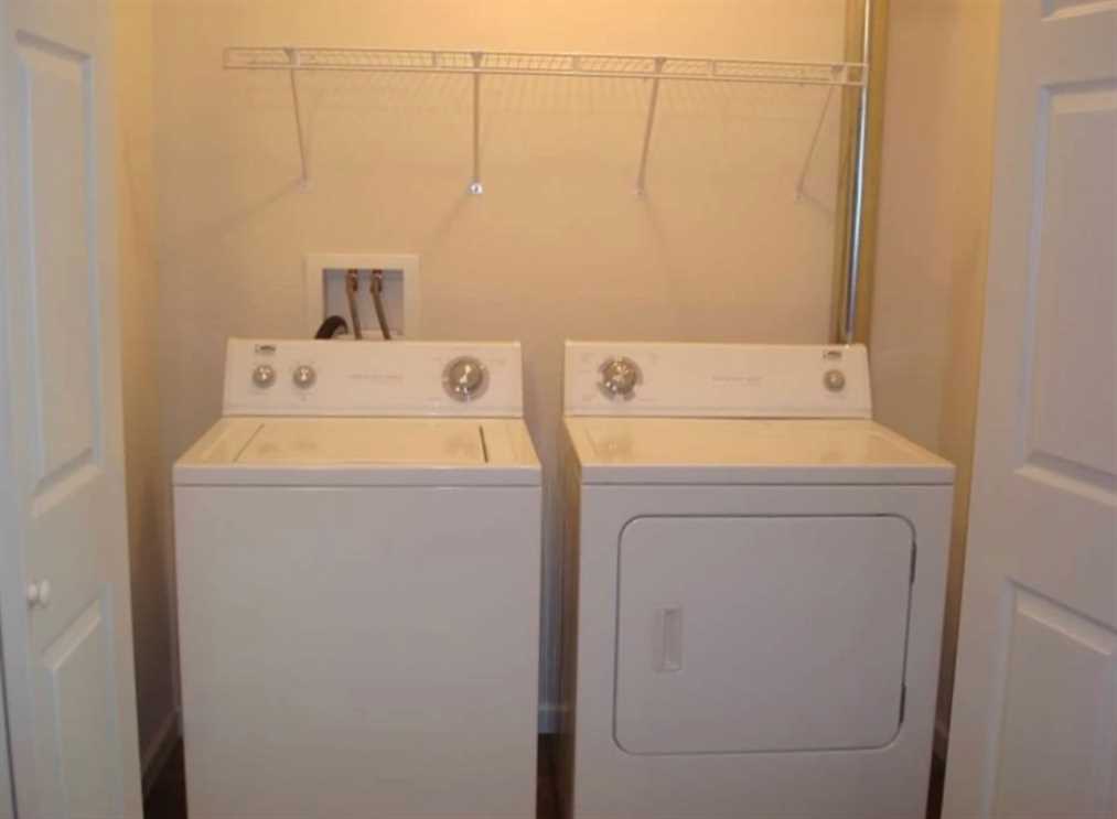 5 Unit Townhome For Sale in Ellington, Missouri, Reynolds County Real estate listing