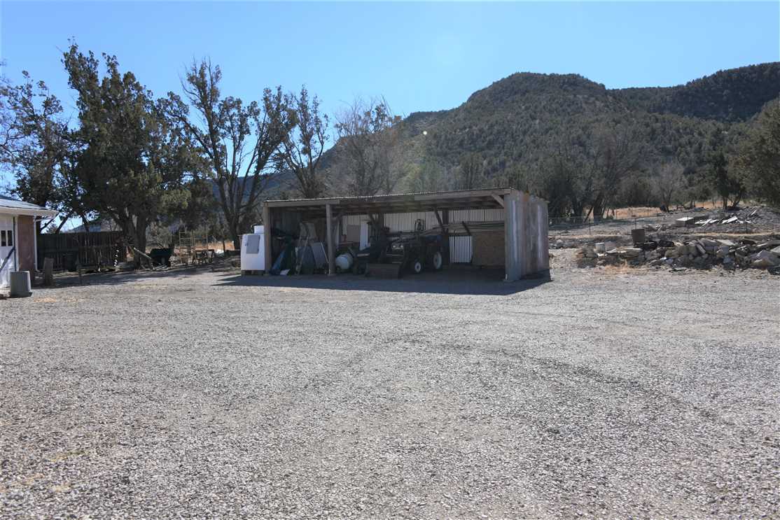 Houses and land for sale in New Mexico