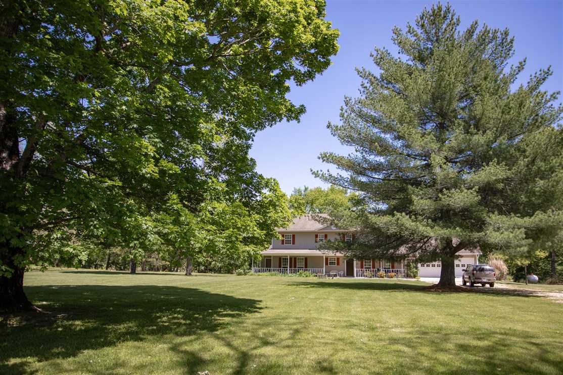 Current Riverfront Home on Sale in Van Buren, Missouri, Carter County Real estate listing
