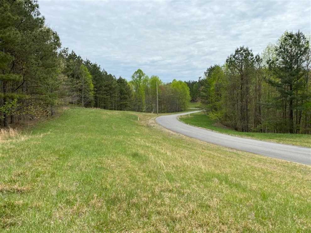 5.6+/-acres located on top of the Cumberland Plateau in a sought after gated community The Ridges At Franklin Real estate listing