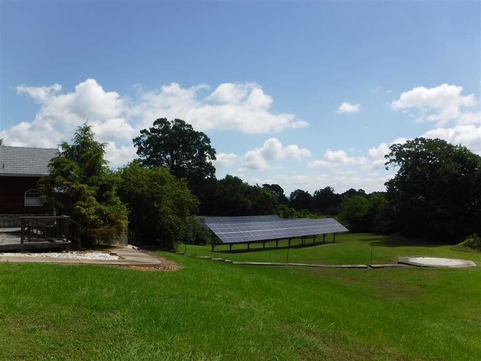 Houses and land for sale in Arkansas