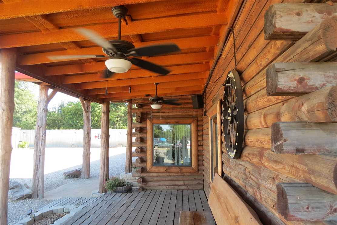 Houses and land for sale in Oklahoma