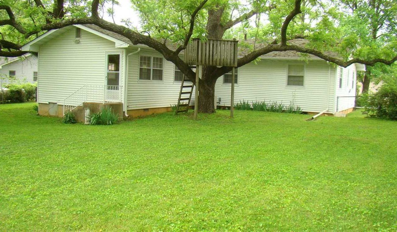 0.39 Acres of Residential land for sale in MOUNTAIN VIEW, howell County, Missouri