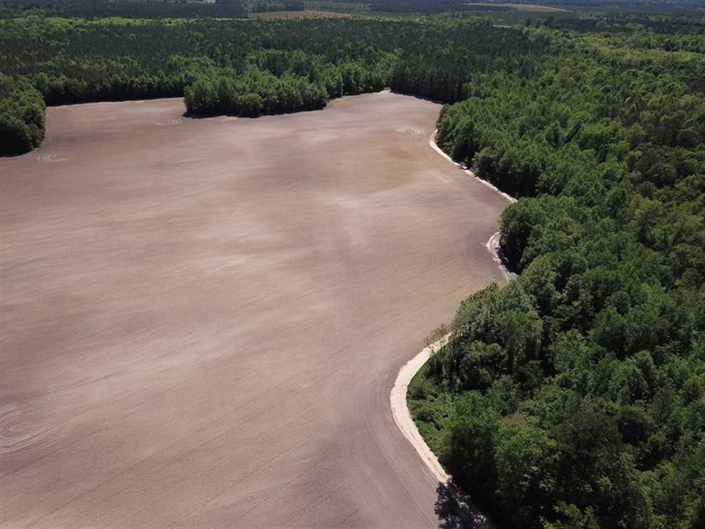 Houses and land for sale in Virginia