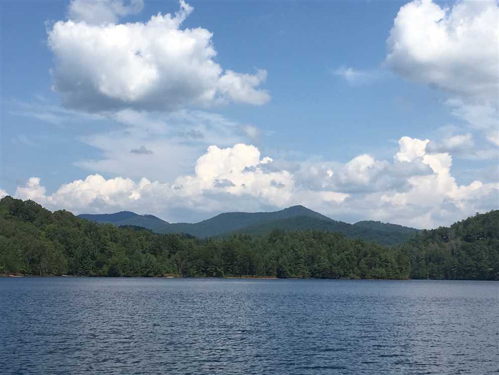 0.75 Acres of Residential land for sale in Murphy, cherokee County, North Carolina