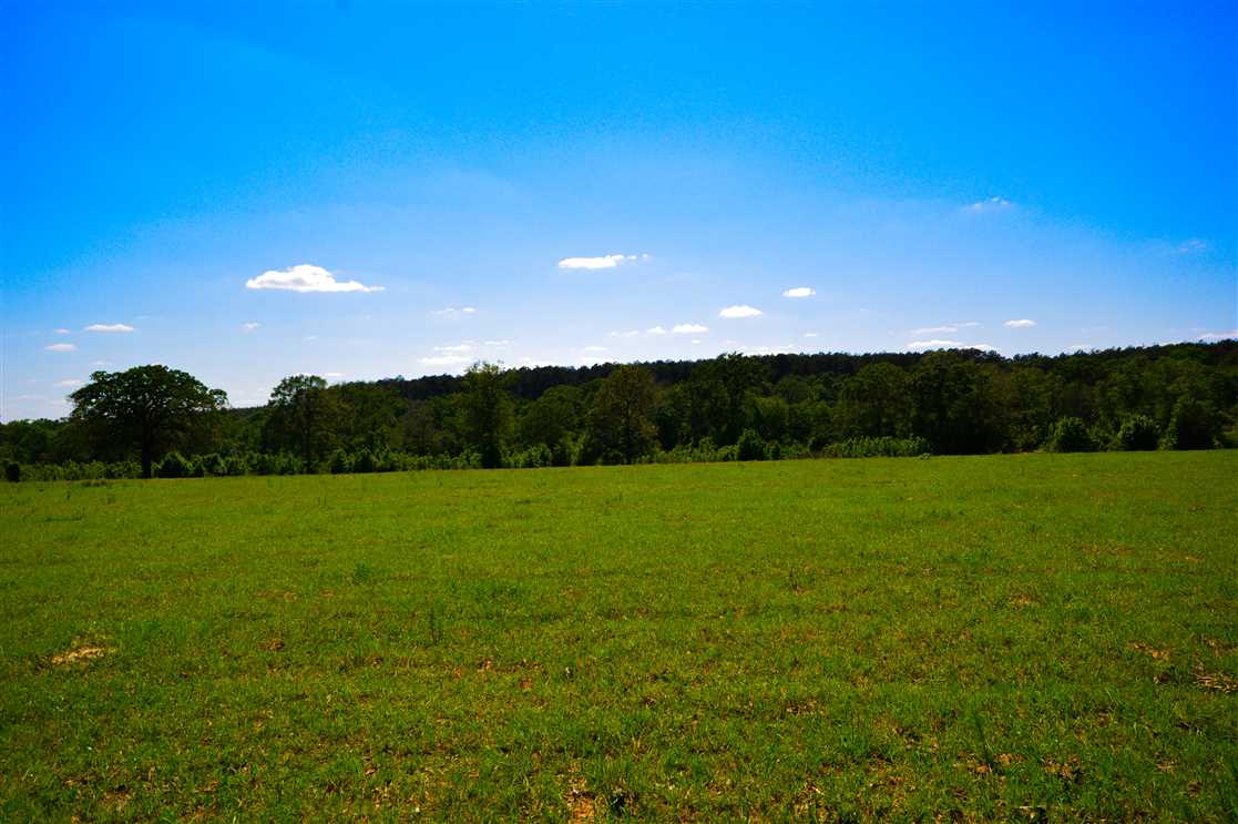 Houses and land for sale in Texas