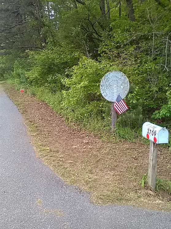 Houses and land for sale in North Carolina