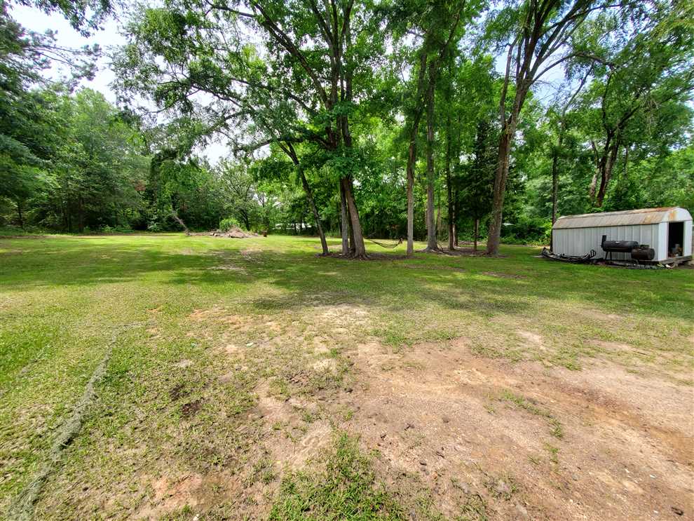 The perfect starter home or Investment property! Real estate listing