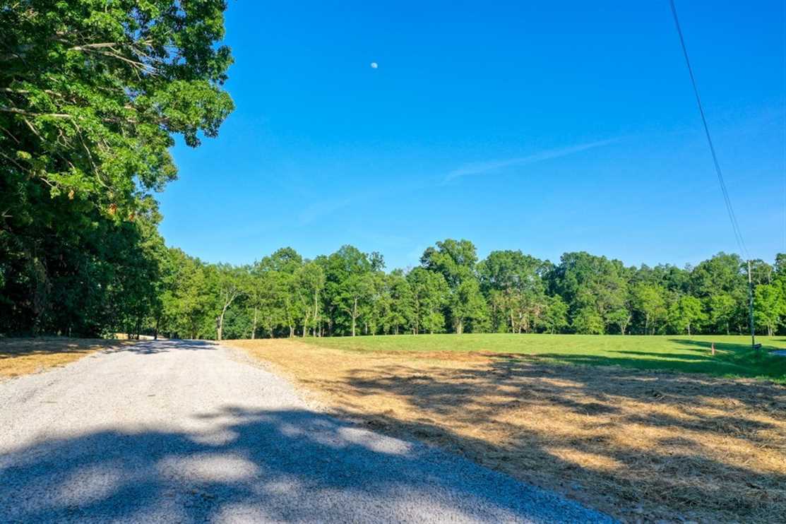 32.9 Acres of Land for sale in williamson County, Tennessee