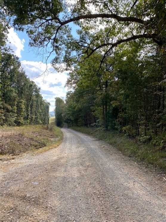 139.94 Acres of Residential land for sale in Pikeville, bledsoe County, Tennessee