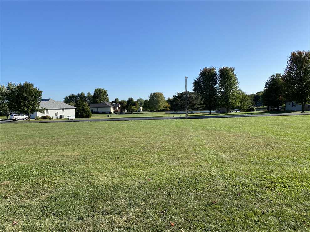 Houses and land for sale in Missouri