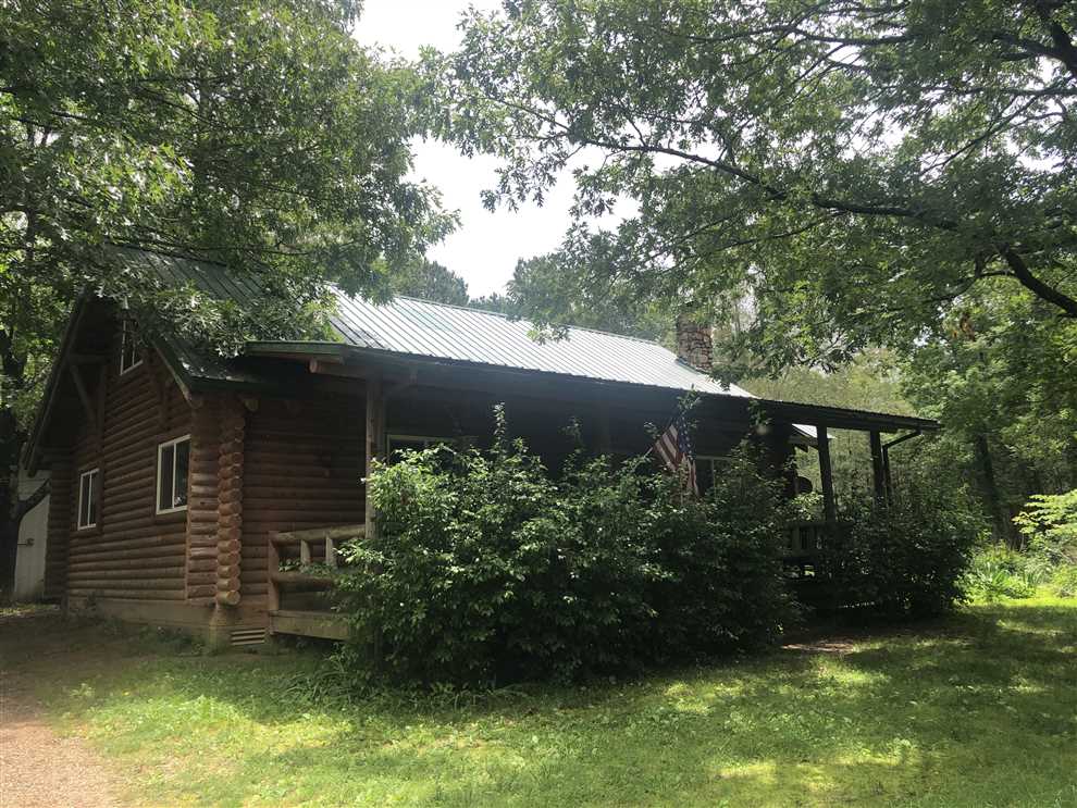 Houses and land for sale in Arkansas