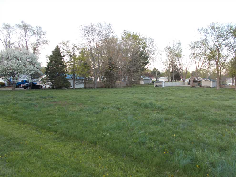 Land for sale at 548 S. Gilbert Street