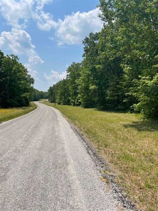 6.08 Acres of Residential land for sale in Altamont, grundy County, Tennessee