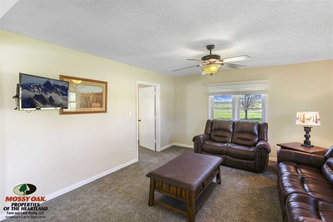Residential and   property for sale on The Land Market