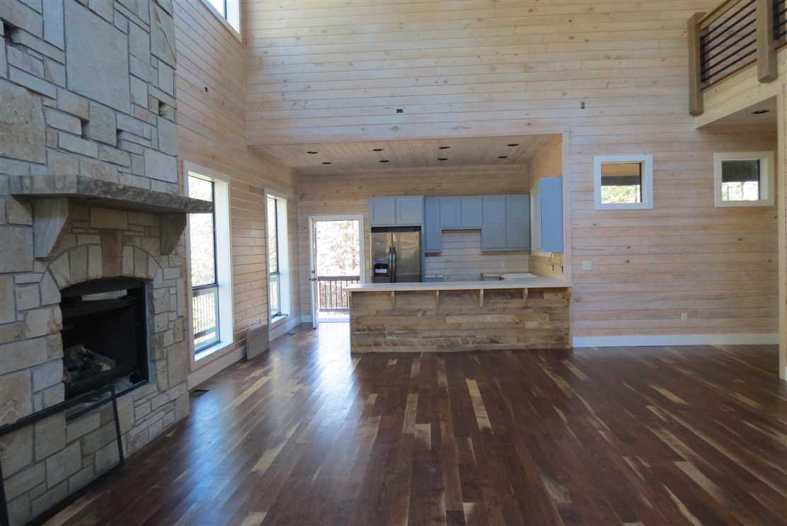 Houses and land for sale in Oklahoma