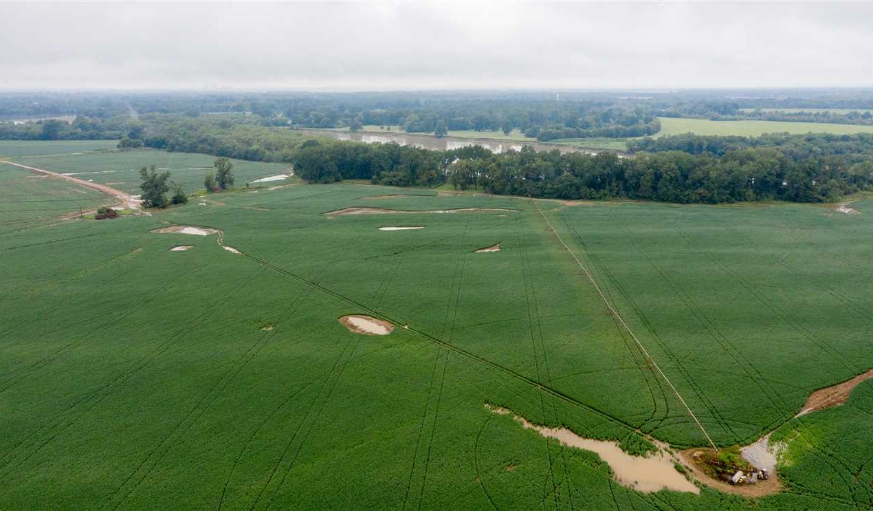 Houses and land for sale in Arkansas