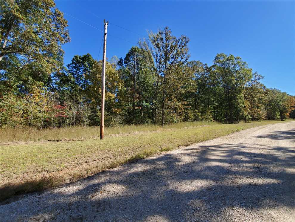6.15 Acres of Land for sale in humphreys County, Tennessee