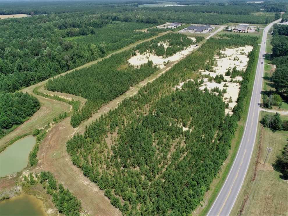 Houses and land for sale in North Carolina